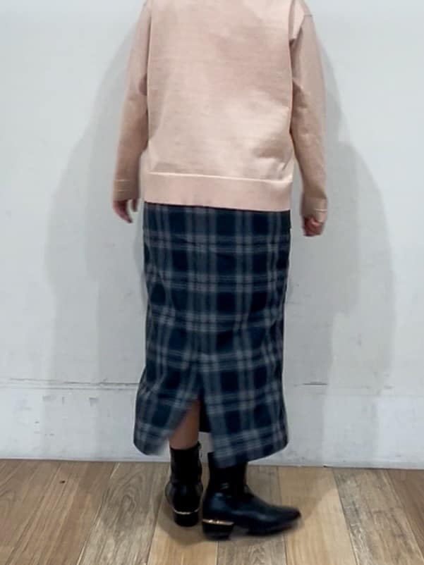 山さんさんの「grove｜【SETUP可能】冬から春まで心地よく　タック編みオーバーサイズニット」を使ったコーディネート