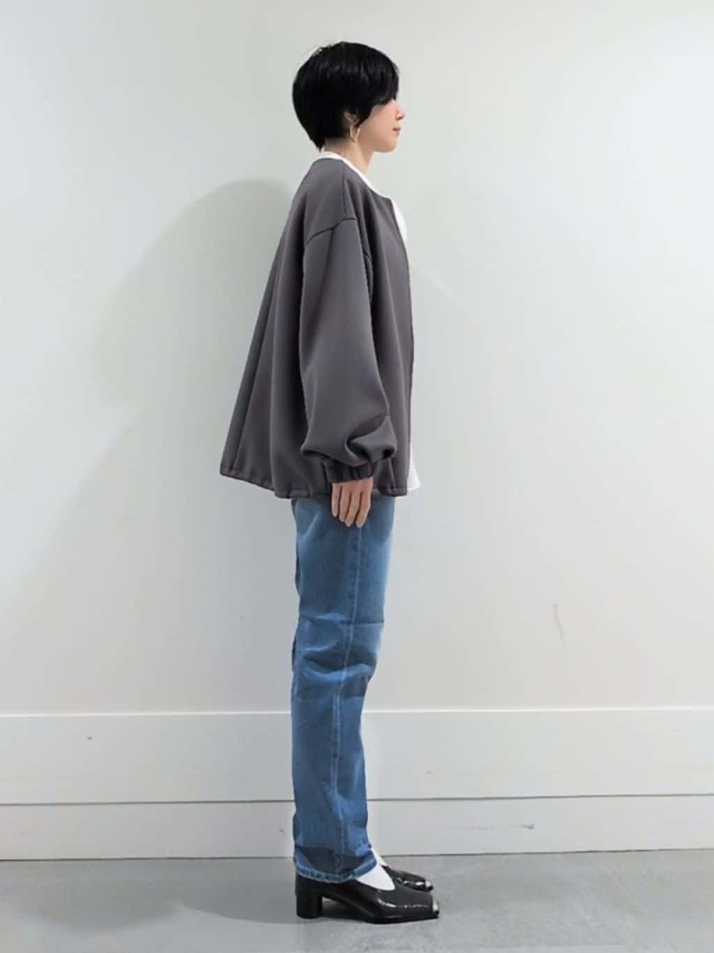 ミズタさんの「UNTITLED｜◆【春アウター/ゆったり】ダンボールジップブルゾン」を使ったコーディネート