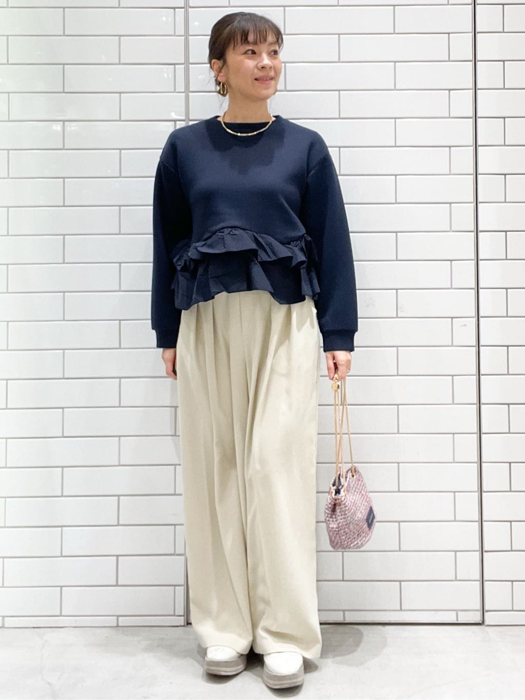 oiさんの「OPAQUE.CLIP｜タックイージーワイドパンツ【洗濯機OK】」を使ったコーディネート