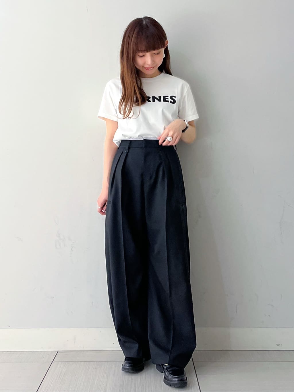 じゅんさんの「DRESSTERIOR｜【ウォッシャブル/撥水素材】撥水フーテッドツイルコート」を使ったコーディネート