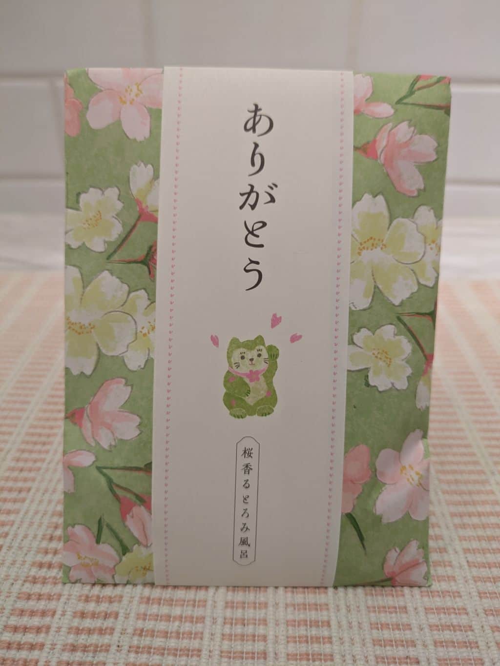 たかともさんの「212 KITCHEN STORE｜ウィズフローラ オーガンジーセット ミモザ」を使ったコーディネート