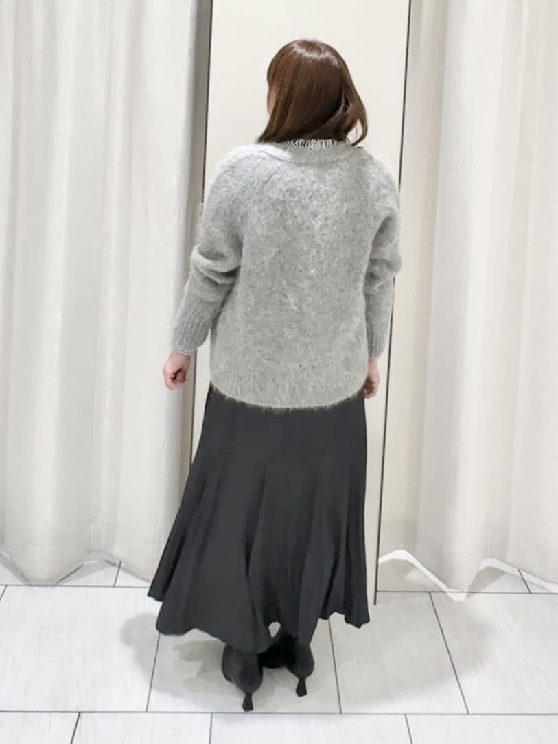 ʏᴜᴋɪᴋᴏさんの「UNTITLED｜【ゆったり】アルパカ混シャギー カーディガン」を使ったコーディネート