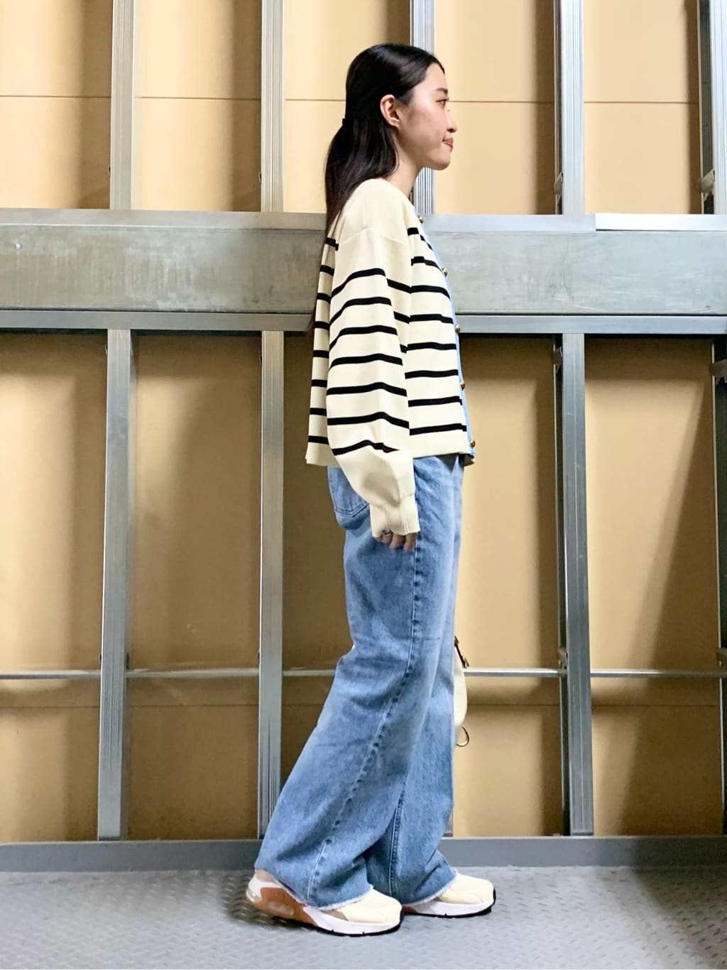 sahoさんの「THE SHOP TK｜AIBO DENIM フレア」を使ったコーディネート