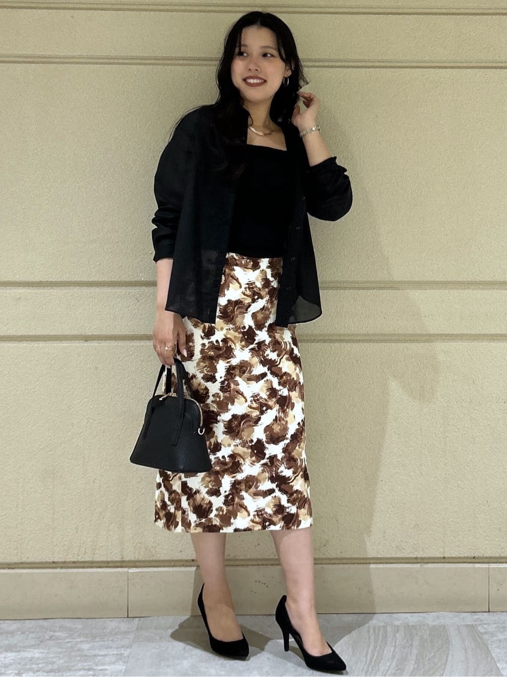 Momokaさんの「COUP DE CHANCE｜【手洗い可】シアーローンシャツ」を使ったコーディネート