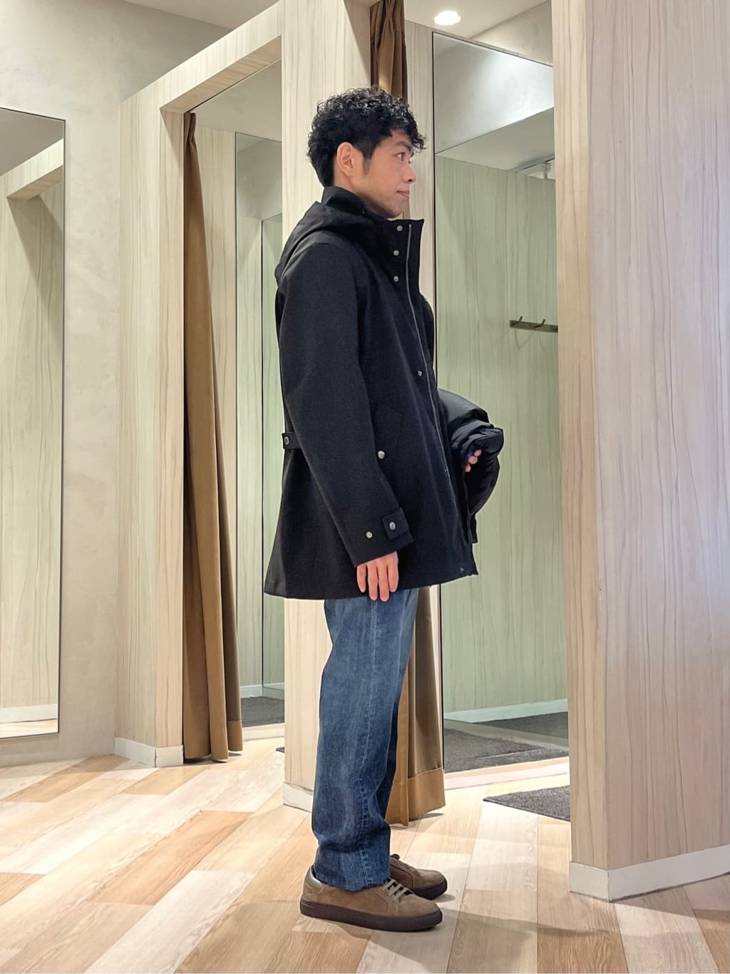 URAさんの「TAKEO KIKUCHI｜【3WAY】ドビー ダウンライナー付ブルゾン」を使ったコーディネート