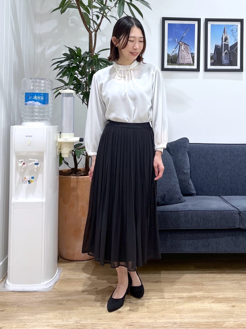 canaさんの「Dessin｜【洗える】フリルネックジョーゼットブラウス」を使ったコーディネート