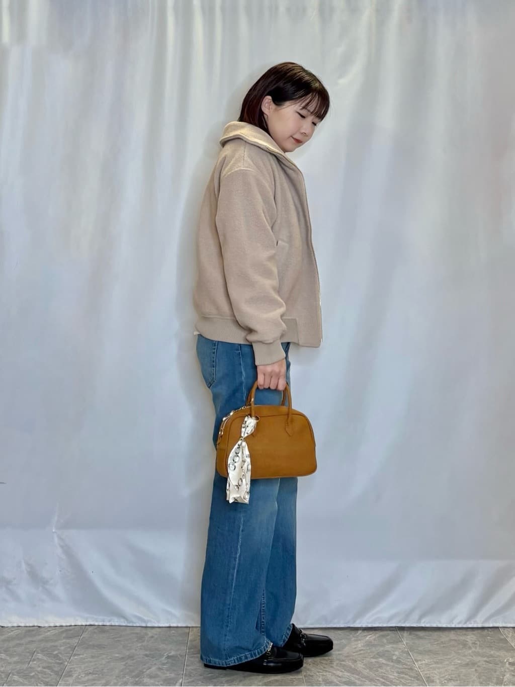 ネリさんの「SHOO･LA･RUE｜【S-LL】軽くてふんわりあたたかい スライバージャケット」を使ったコーディネート