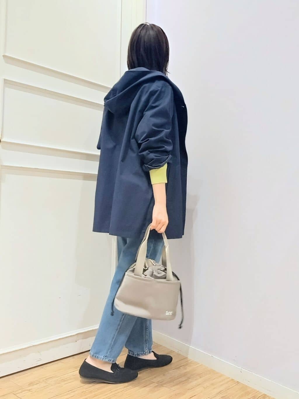 miomioさんの「SHOO･LA･RUE｜【防花粉/洗濯機可/S-LL】ゆったり着られる 大人のテントフーディージャケット」を使ったコーディネート