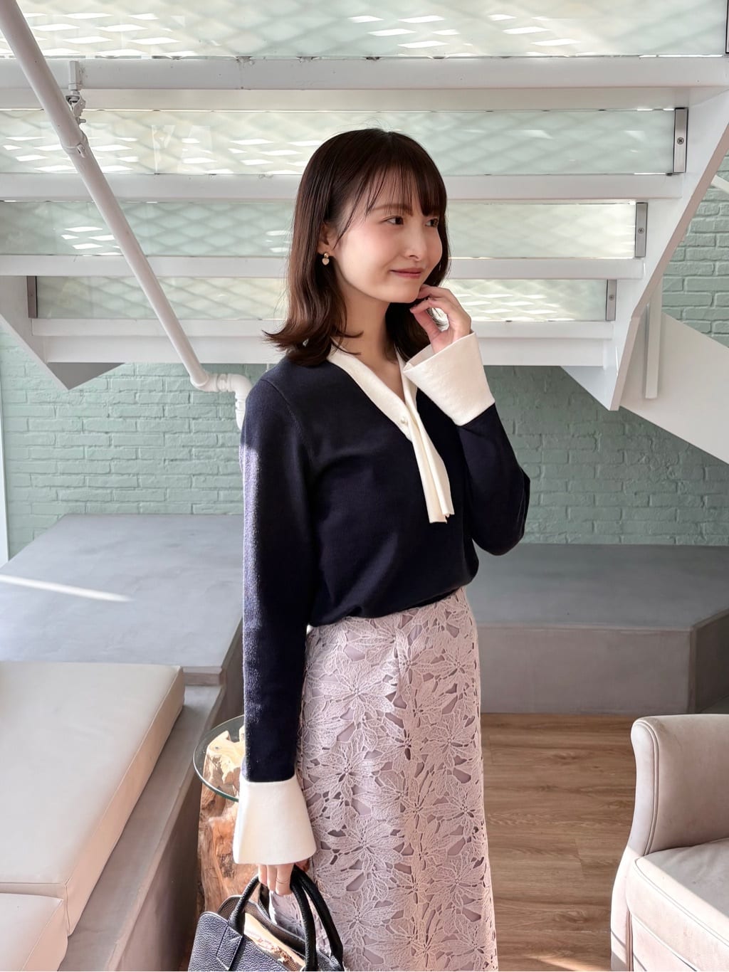 みさかさんの「index｜《XS~3L》フラワーレースタイトスカート【洗濯機OK】」を使ったコーディネート