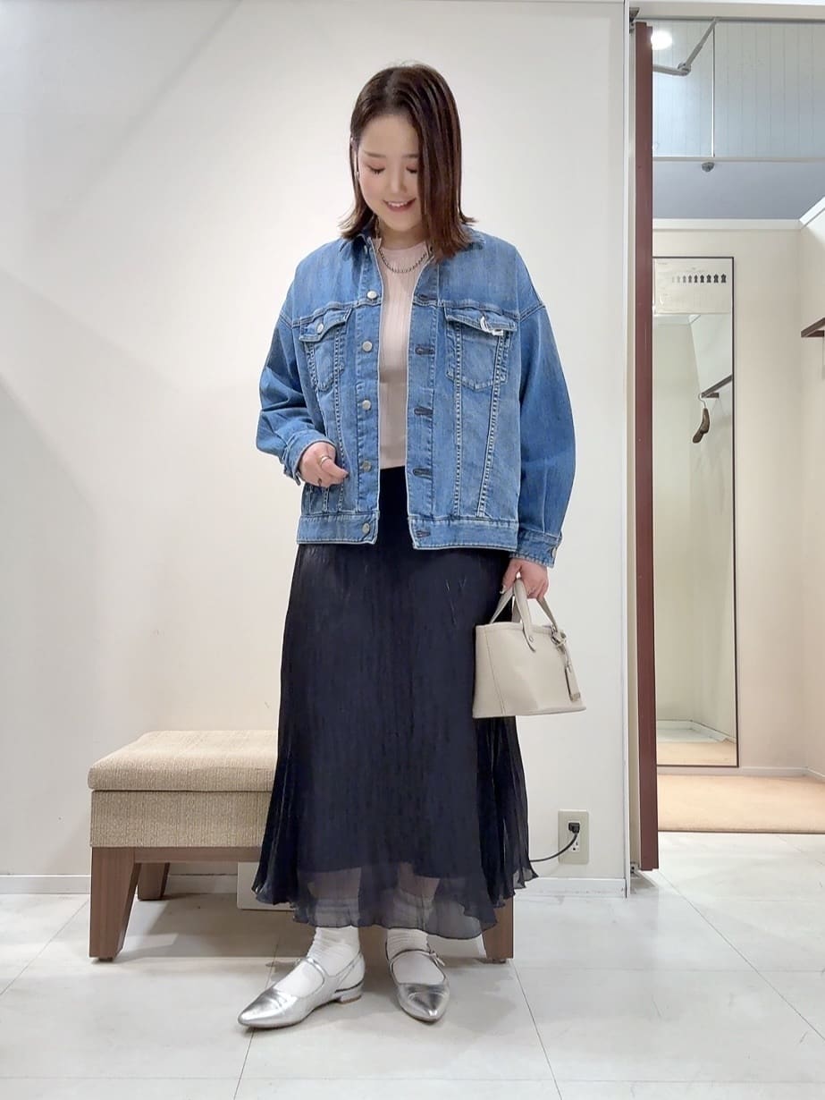 YUIさんの「UNTITLED｜◆【アンサンブル可/洗える】クルーネックニットカーディガン」を使ったコーディネート