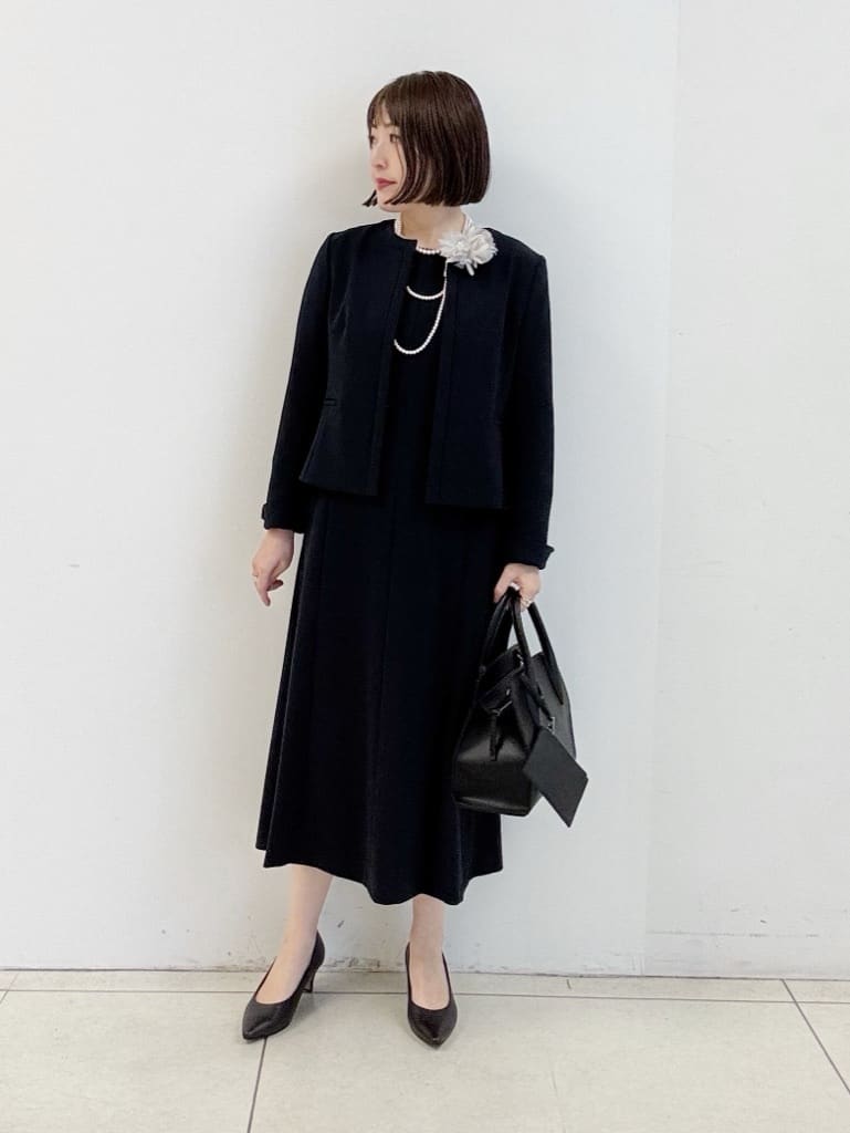 yoshiyaさんの「INDIVI｜【マルチWAY】3点セットパール調ネックレス」を使ったコーディネート