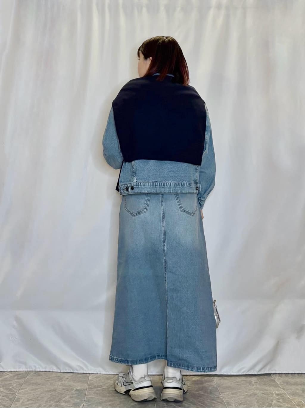 ネリさんの「SHOO･LA･RUE｜【SHOO・LA・RUE DENIM】羽織るだけでこなれる　オーバーサイズデニムジャケット」を使ったコーディネート
