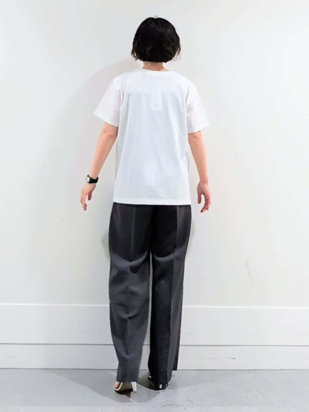 ミズタさんの「UNTITLED｜【UV/はっ水/セットアップ可】リラククールパンツ」を使ったコーディネート