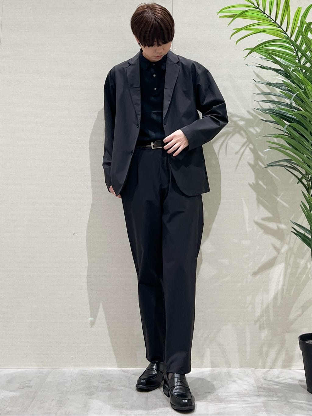 SHI-MAさんの「THE SHOP TK｜《KURO》コーデュラナイロン ジャケット セットアップ可／防シワ／撥水／ストレッチ」を使ったコーディネート