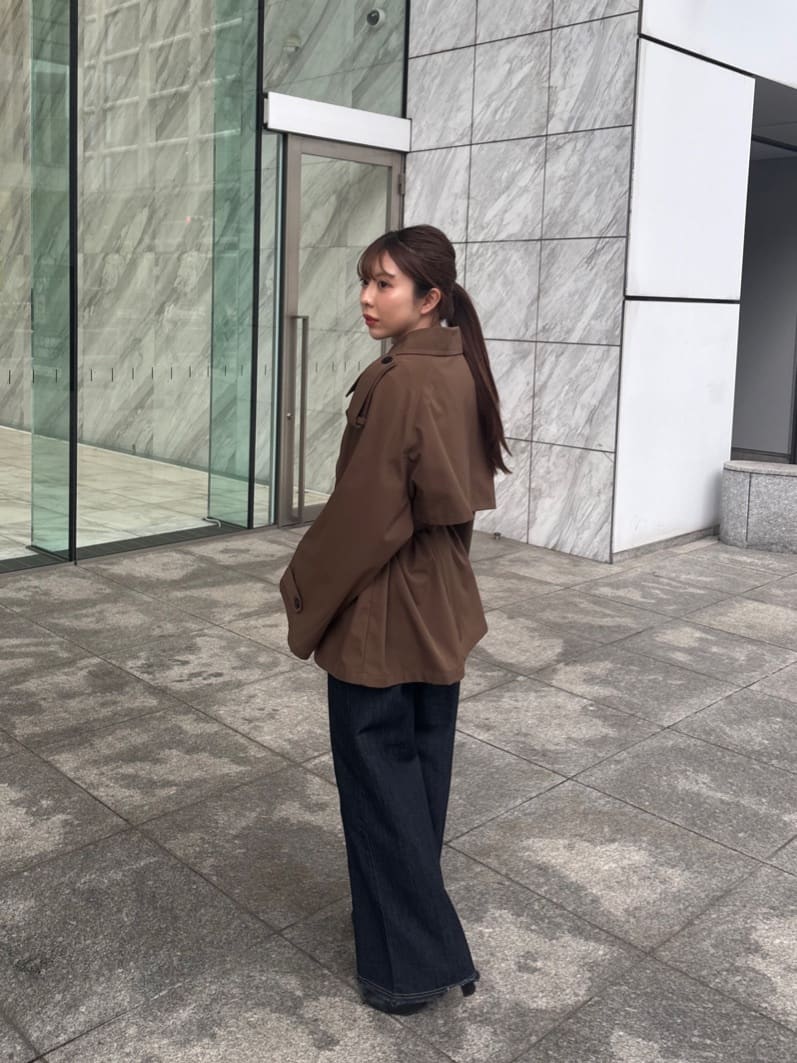 norimiさんの「INDIVI｜【撥水】ボンディングショートトレンチ」を使ったコーディネート