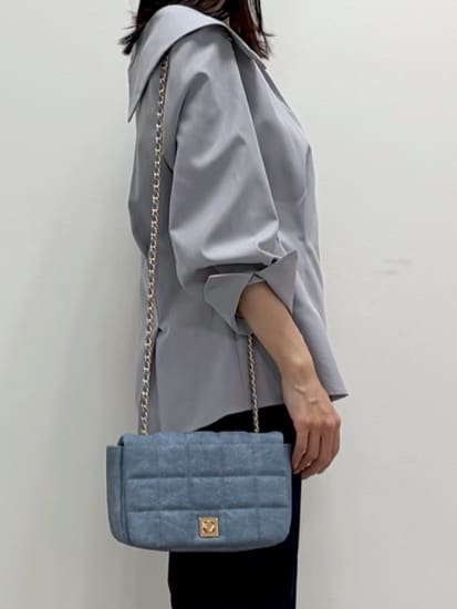 kozuさんの「index｜カシュクールタックシャツ【洗濯機OK／ストレッチ】」を使ったコーディネート