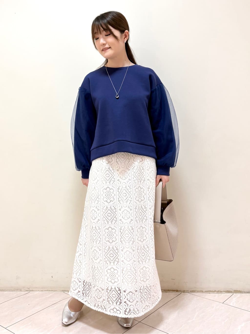 mikiさんの「Reflect｜チュールレイヤードスリーブプルオーバー」を使ったコーディネート