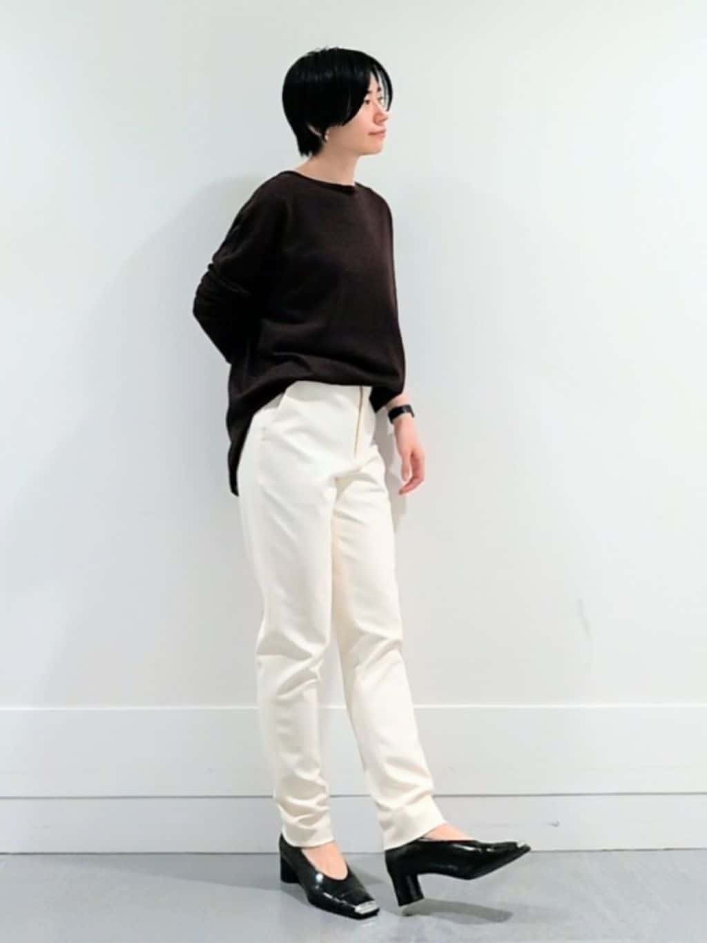 ミズタさんの「UNTITLED｜【8色展開/体型カバー】魅せるタイムレスニット」を使ったコーディネート
