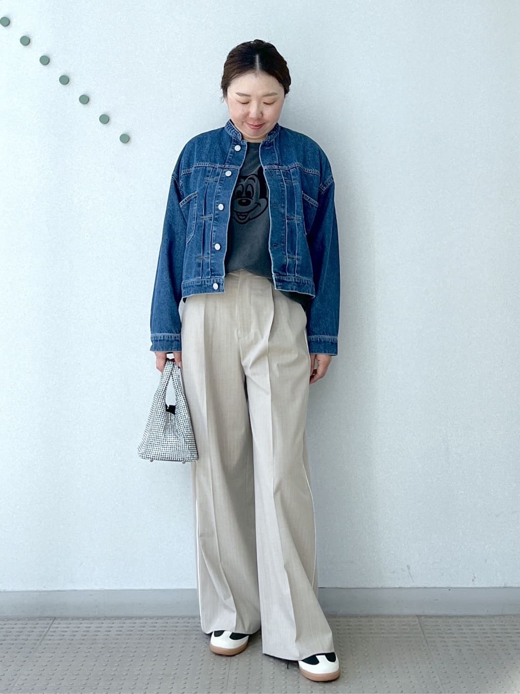 Soeさんの「DRESSTERIOR｜【ウォッシャブル】ヴィンテージバンドカラーGジャン」を使ったコーディネート