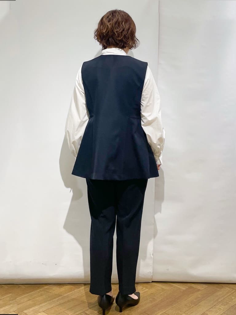 なかさんの「index｜ペプラムジレ／セットアップ対応可【洗濯機OK】」を使ったコーディネート