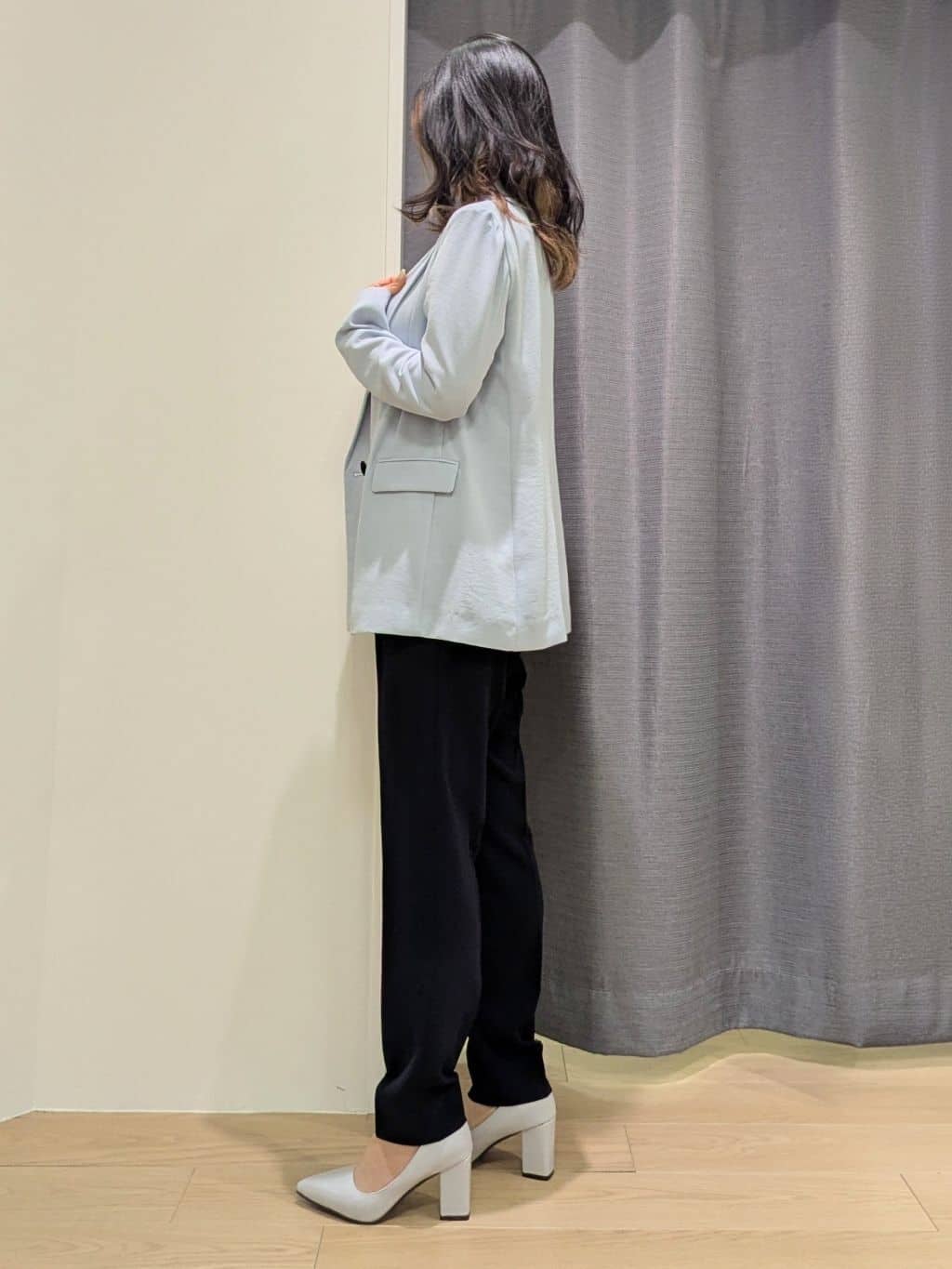 miiさんの「INDIVI｜【洗える／多機能／SETUP可】着る日傘ダブルジャケット」を使ったコーディネート