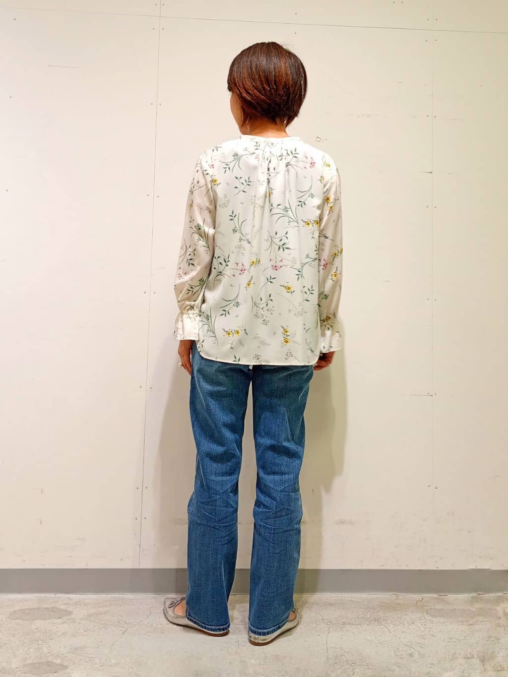 Kさんの「INDIVI｜【撥水／軽量】ミニマル スタンドカラーコート」を使ったコーディネート
