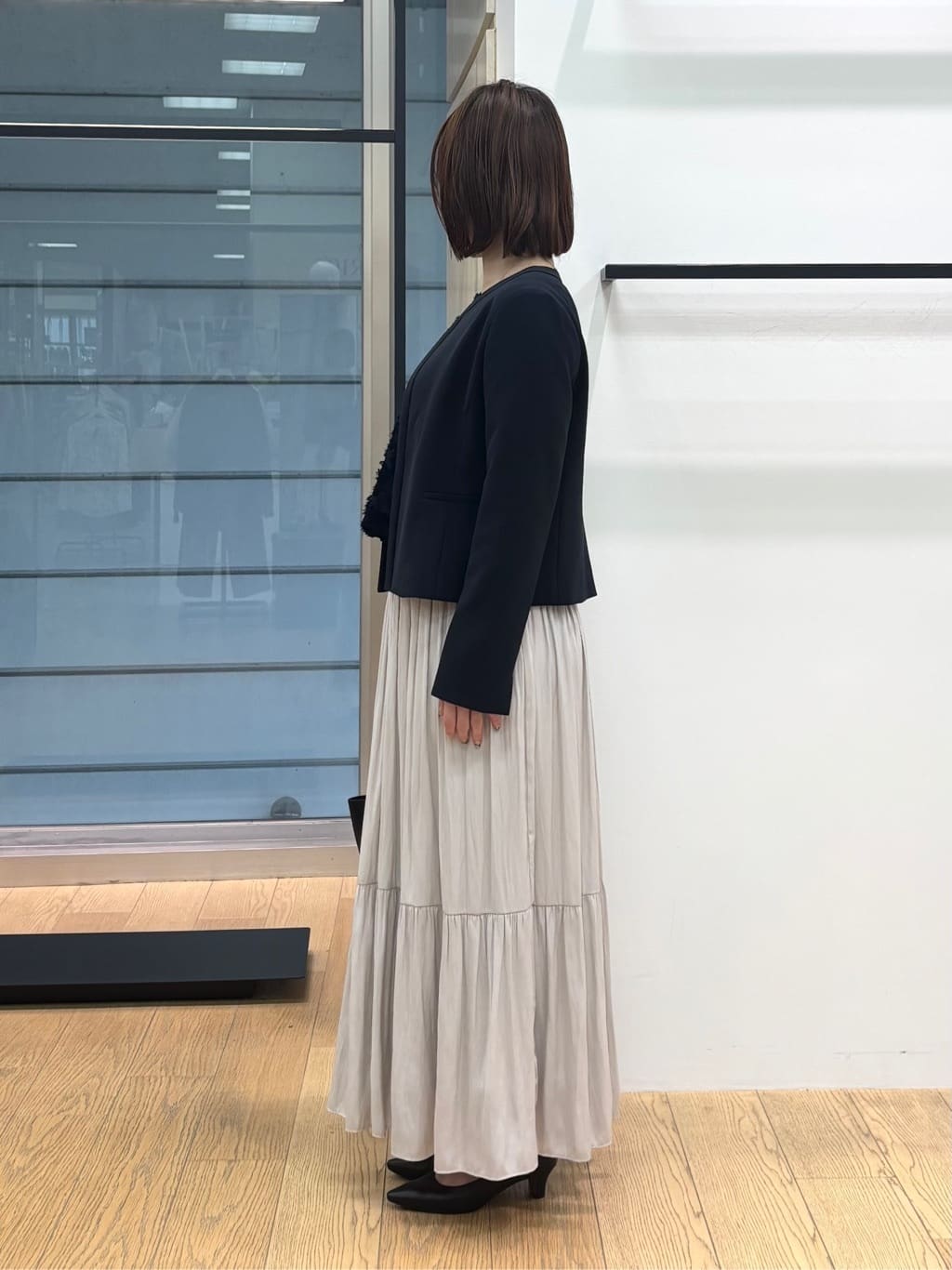 asamiさんの「INDIVI｜【華やか／大人シアー／セレモニー】カットフリンジブラウス」を使ったコーディネート