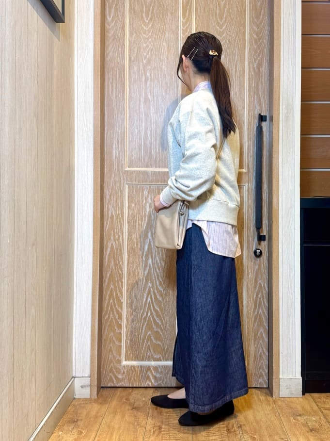 KAORIさんの「SHOO･LA･RUE｜【SHOO・LA・RUE DENIM】シンプルだから使いやすい Aラインスカート」を使ったコーディネート