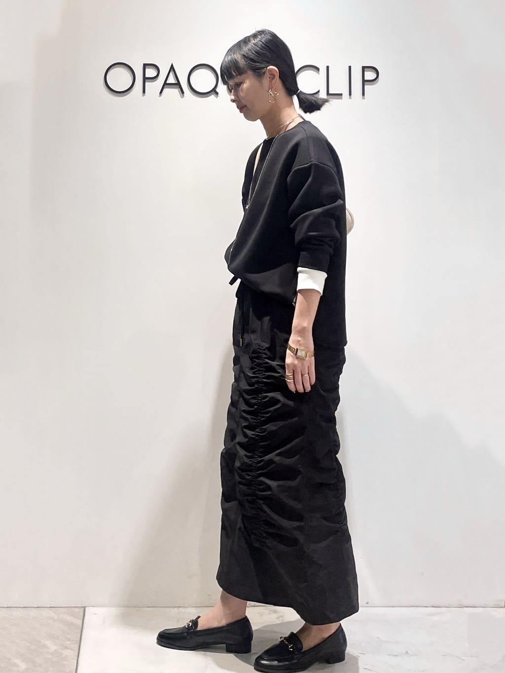 あいさんの「OPAQUE.CLIP｜リラクシーボリュームスリーブトップス【洗濯機OK】」を使ったコーディネート