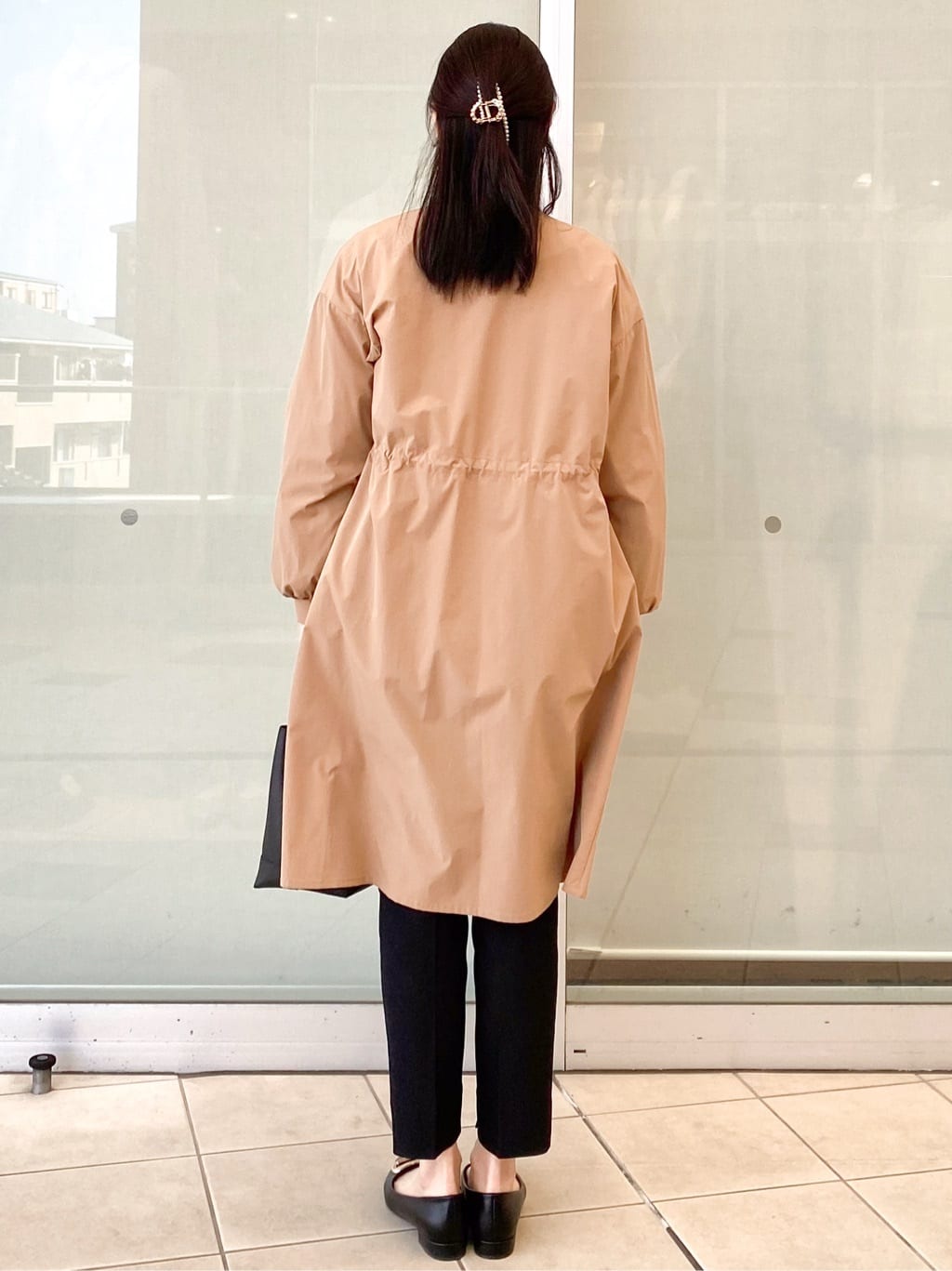 Jeanさんの「OPAQUE.CLIP｜ヴィンテージクロスノーカラーロングコート【洗濯機OK／ストレッチ／イージーアイロン】」を使ったコーディネート