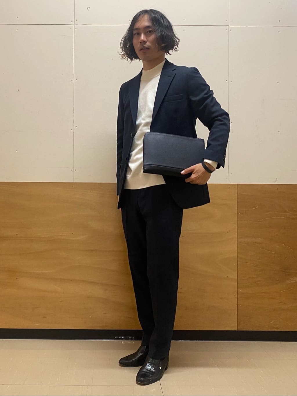 keyさんの「THE SHOP TK｜【冬のビジネスシーンに最適】シルキーモックネックニット　洗濯機OK」を使ったコーディネート