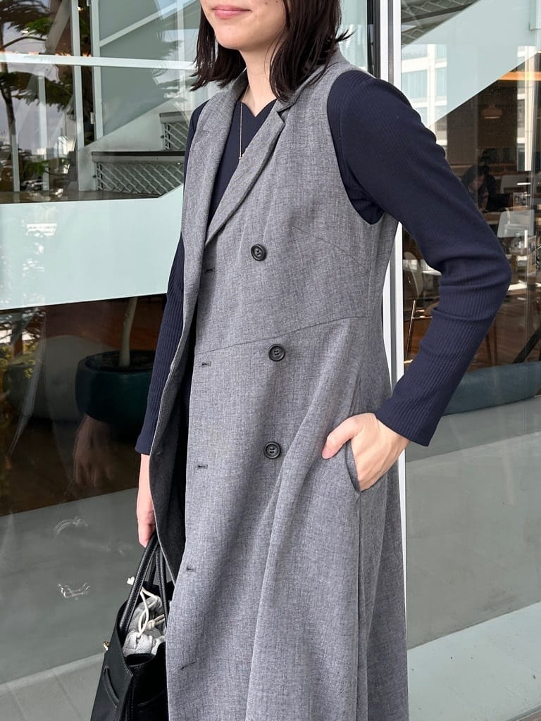 shinoさんの「Couture brooch｜【通勤】リネンライク ジレにもなるジャンスカ」を使ったコーディネート