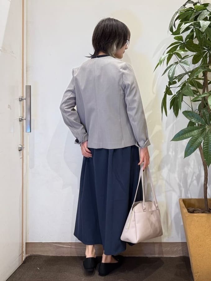 misakiさんの「SHOO･LA･RUE｜【洗濯機可/UV/SS-3L】すっきり好印象 ノーカラージャケット」を使ったコーディネート