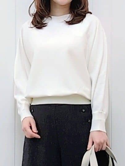 itoさんの「Dessin｜【洗える】ウールブレンド後ろボタンニット」を使ったコーディネート