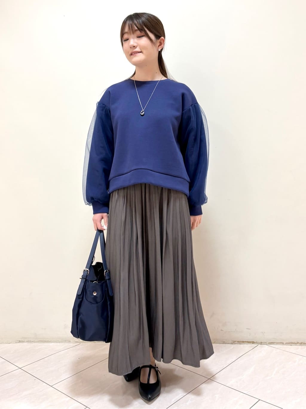 mikiさんの「Reflect｜チュールレイヤードスリーブプルオーバー」を使ったコーディネート
