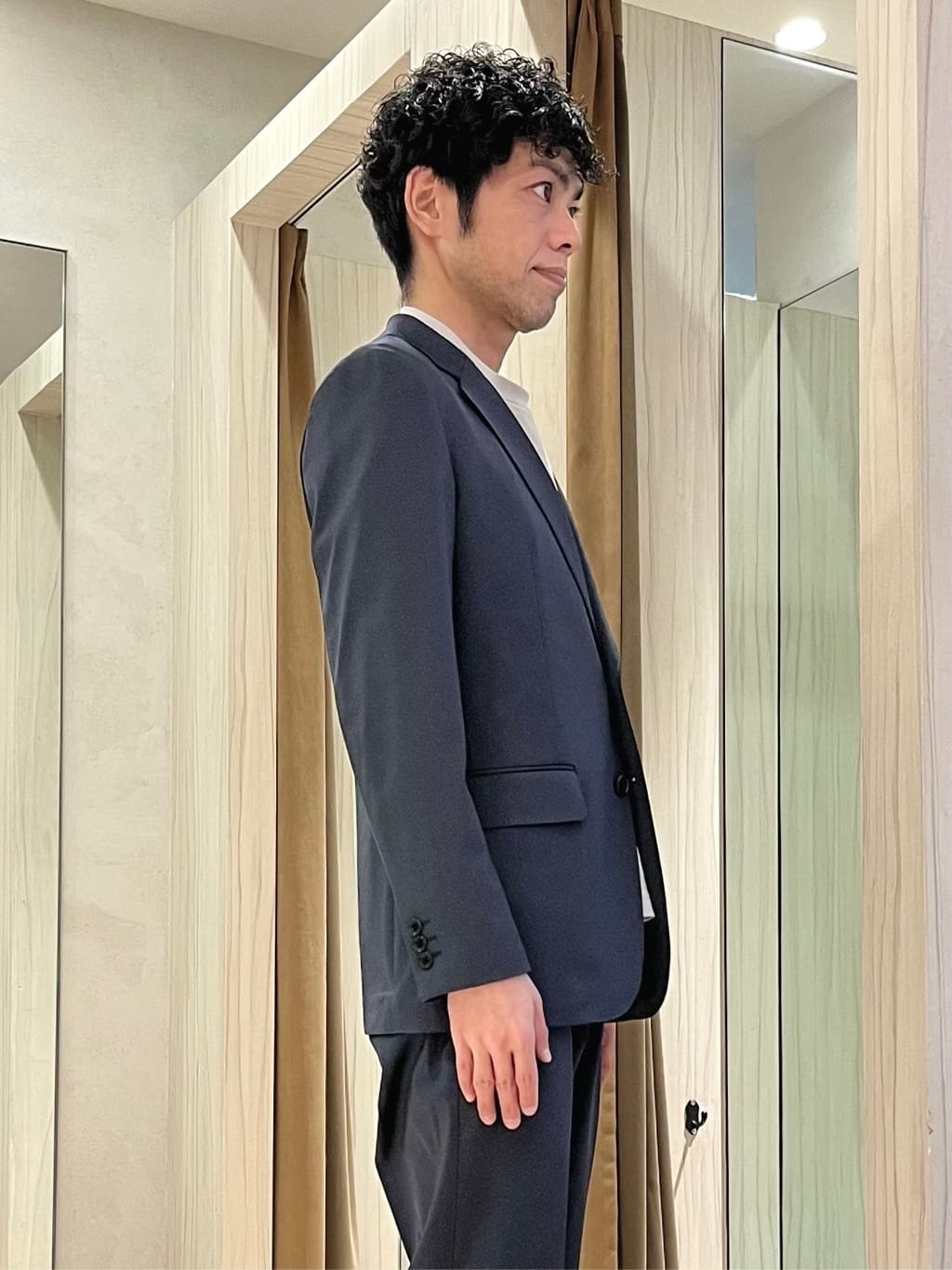 URAさんの「TAKEO KIKUCHI｜【3WAY】ドビー ダウンライナー付ブルゾン」を使ったコーディネート
