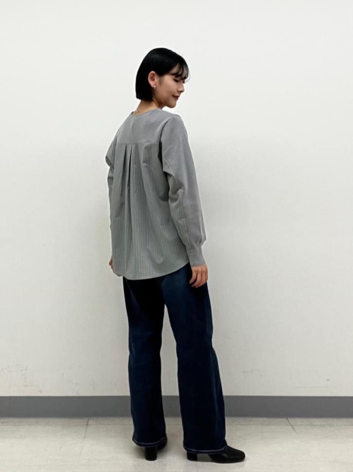 hinanoさんの「INDIVI｜【洗える／選べる8色】トーンアップニット」を使ったコーディネート