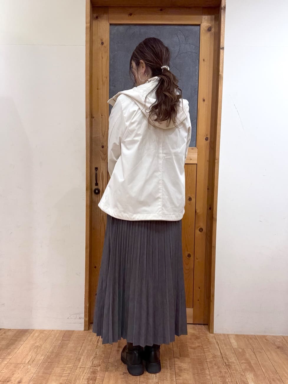 Ayana.さんの「SHOO･LA･RUE｜【防花粉/高レビュー】きれいもかっこいいも叶える 欲張りマウンテンパーカ」を使ったコーディネート