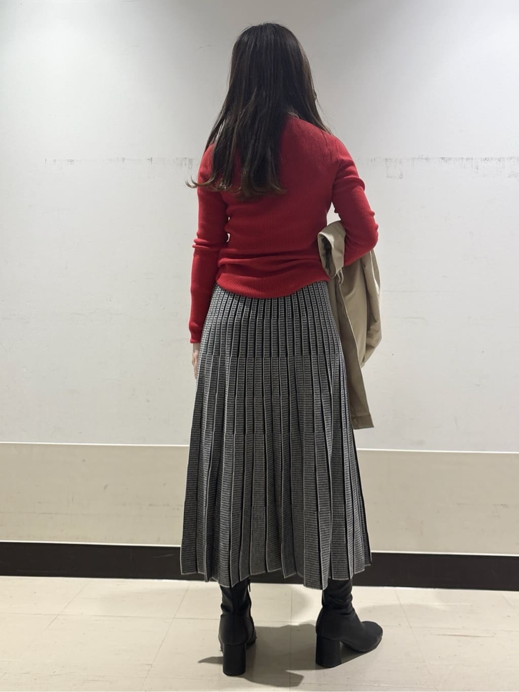 kahoさんの「INDIVI｜【洗える／毛玉になりにくい】エクストラファインウール リブタートルニット」を使ったコーディネート