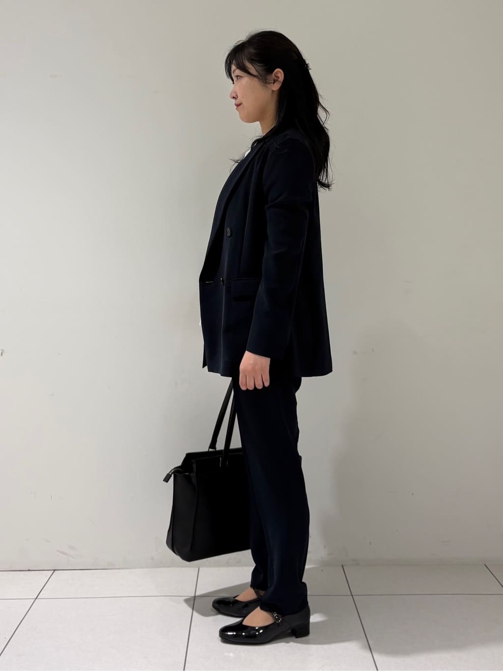 momokoさんの「INDIVI｜【洗える／多機能／SETUP可】着る日傘ダブルジャケット」を使ったコーディネート