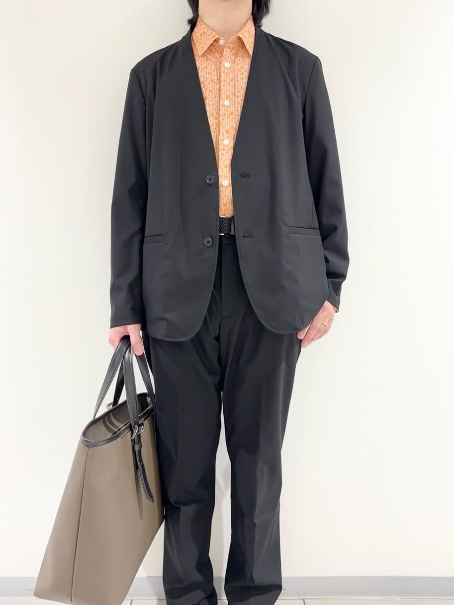 及川さんの「TAKEO KIKUCHI｜【ON／OFF兼用】CARREMANファブリック ノーカラージャケット」を使ったコーディネート