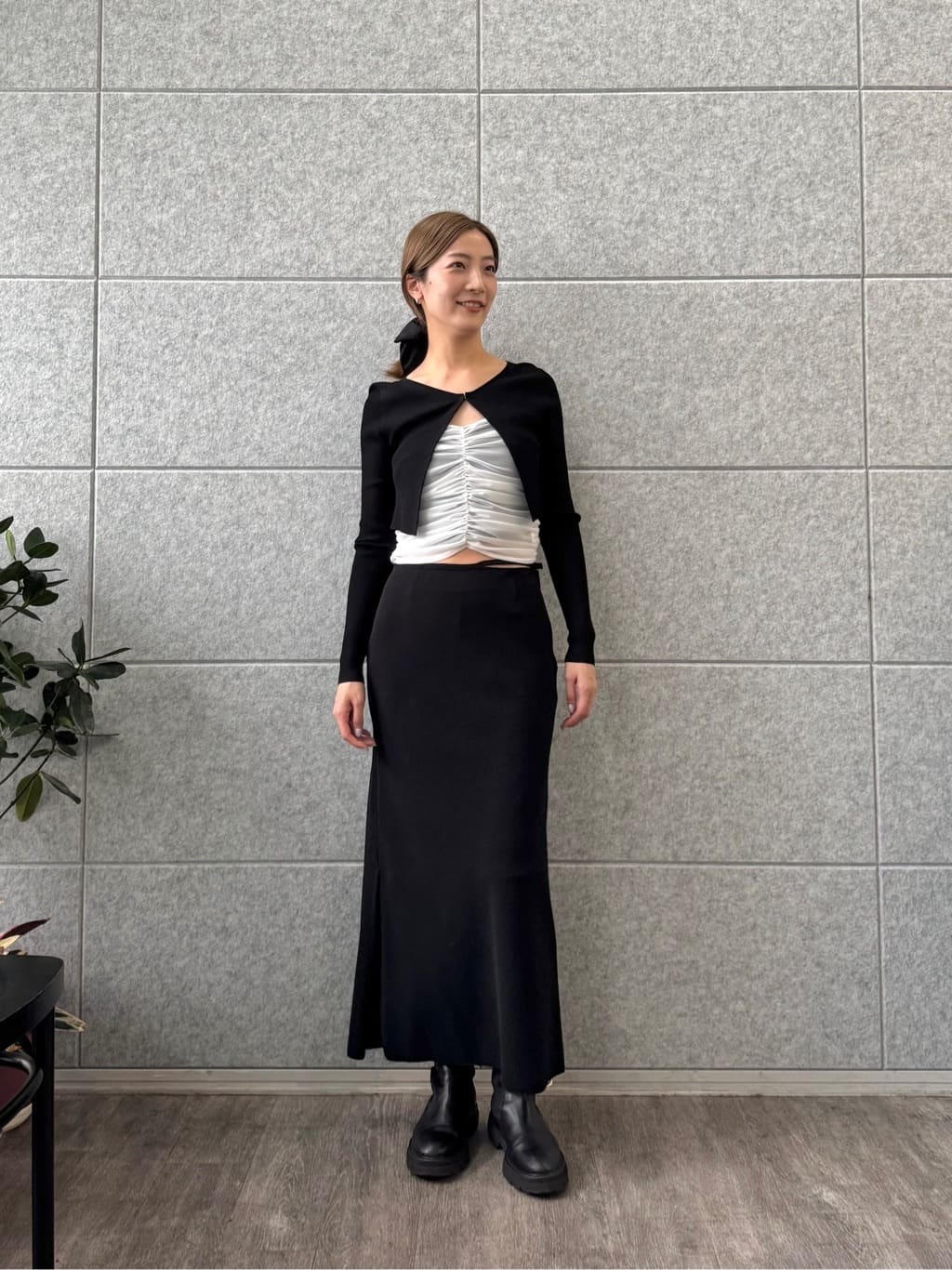 uchi__yamaさんの「CODE A｜organza shirring cami」を使ったコーディネート