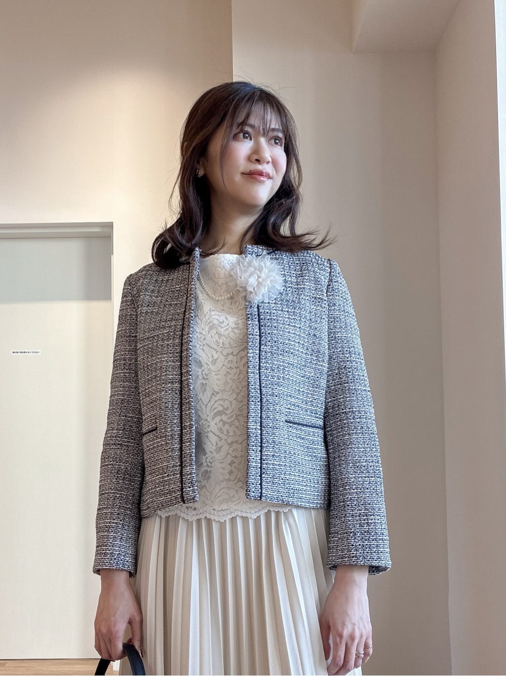 もんちゃんさんの「OPAQUE.CLIP｜《通勤対応》レースブラウス【洗濯機OK】」を使ったコーディネート