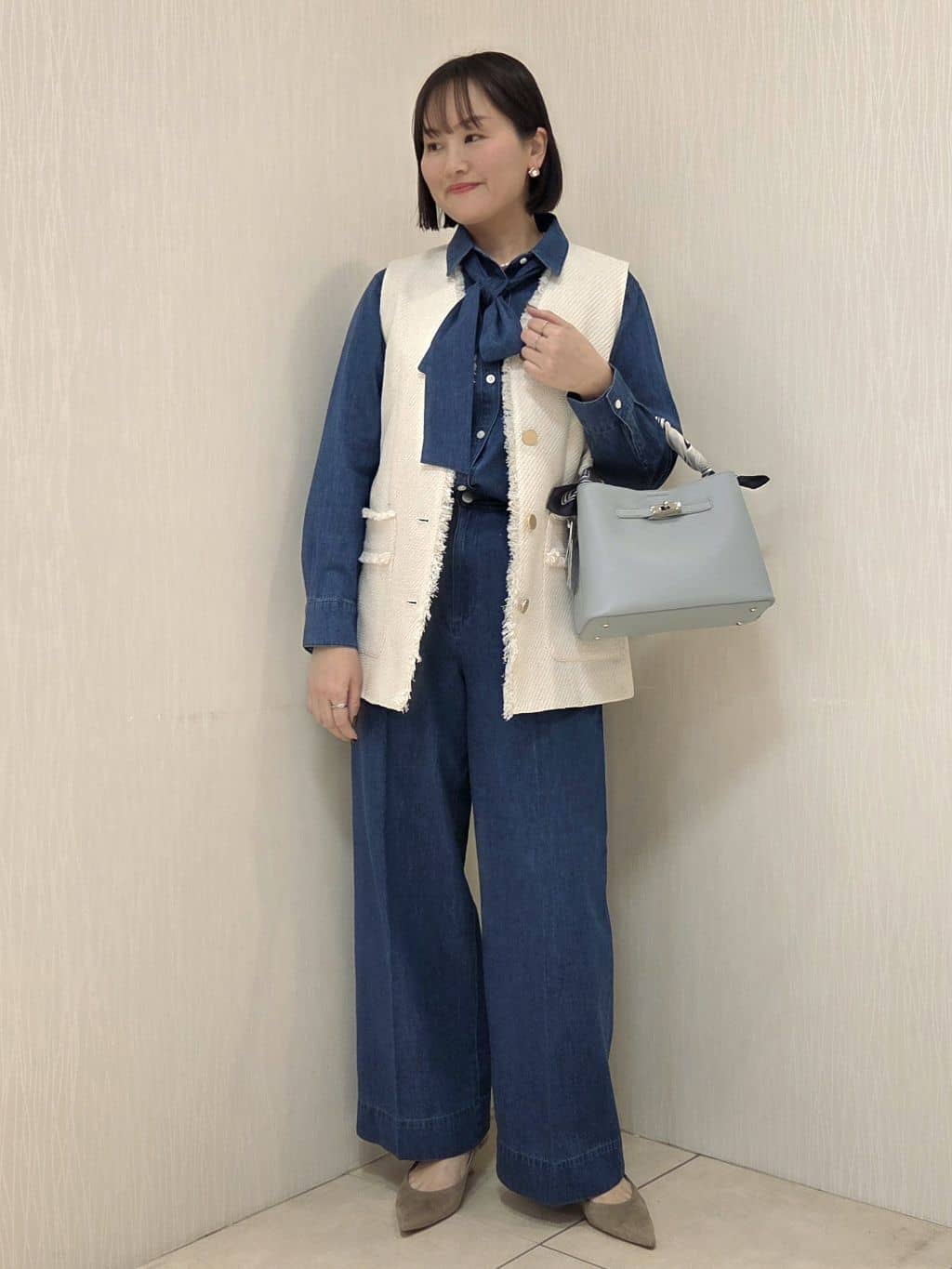 naokoさんの「UNTITLED｜【オンオフ使える】スラブツイード ジレ」を使ったコーディネート