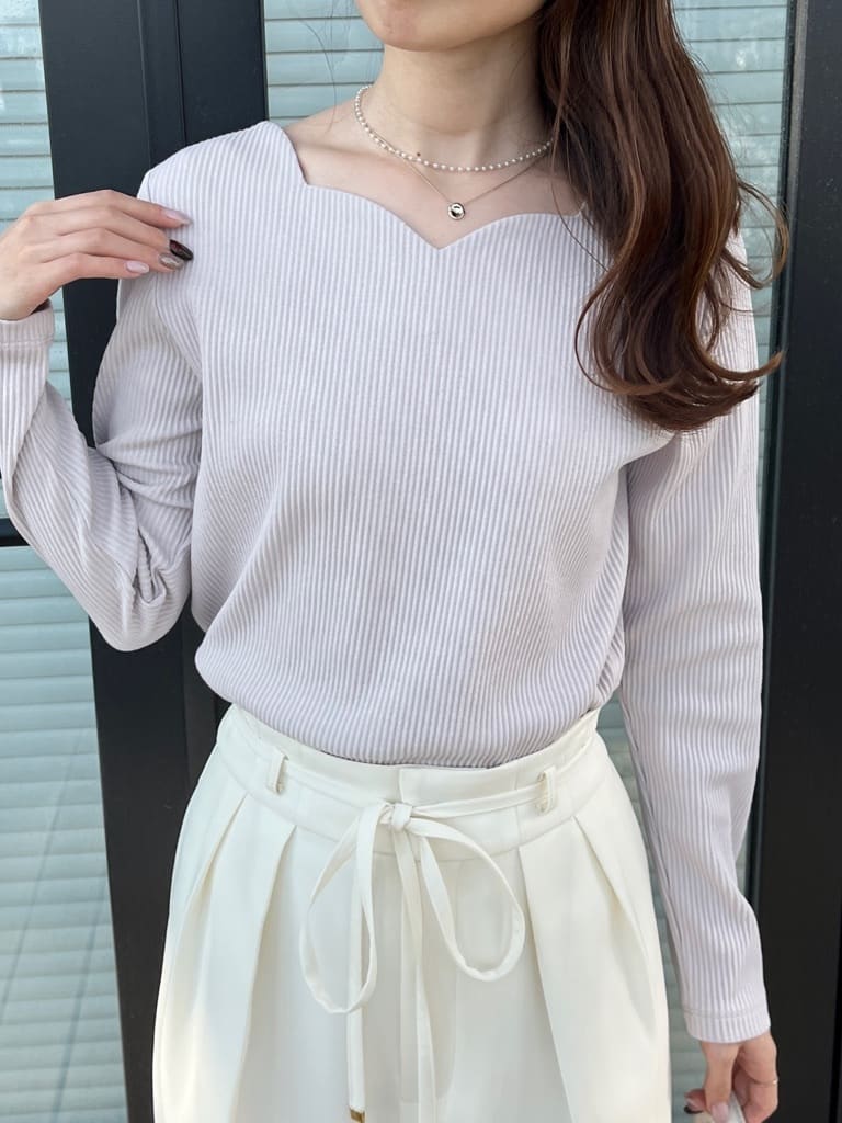 はばさんの「Couture brooch｜【洗える・綿100％】パール調ボタン デニムジャケット」を使ったコーディネート