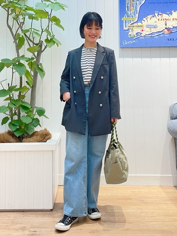 mikaさんの「Dessin｜【洗える】リラックスフレアシルエット12OZデニム」を使ったコーディネート