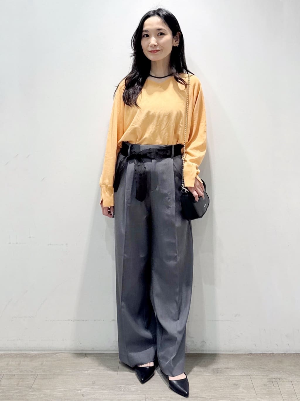 yuicciさんの「OPAQUE.CLIP｜リラクシードルマンスリーブニット【洗濯機OK／抗ピル】」を使ったコーディネート