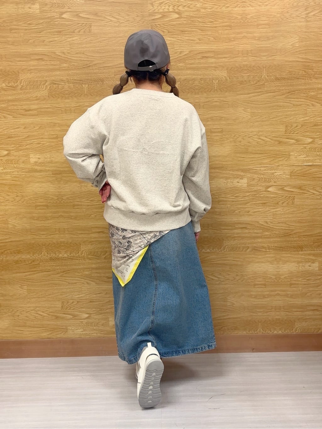 ぁむさんの「SHOO･LA･RUE｜【SHOO・LA・RUE DENIM】シンプルだから使いやすい Aラインスカート」を使ったコーディネート
