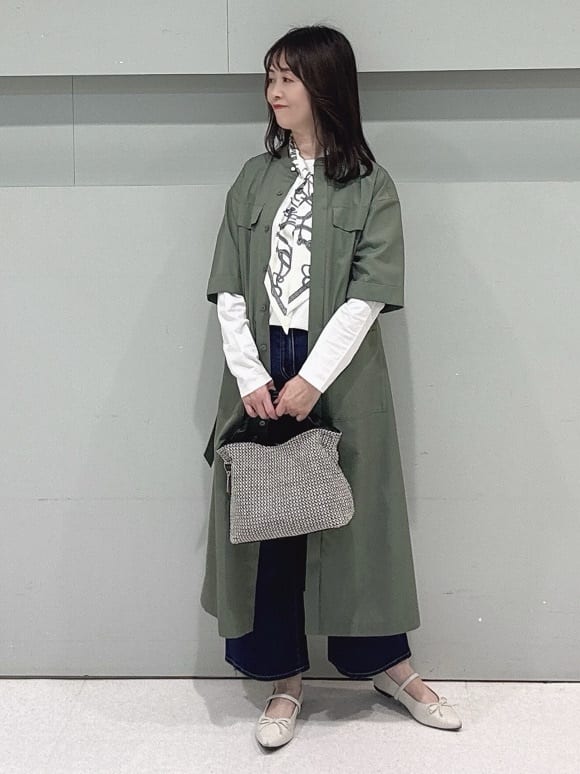 makiさんの「UNTITLED｜◆【洗える/前開きボタン】シャンブレーシャツワンピース」を使ったコーディネート