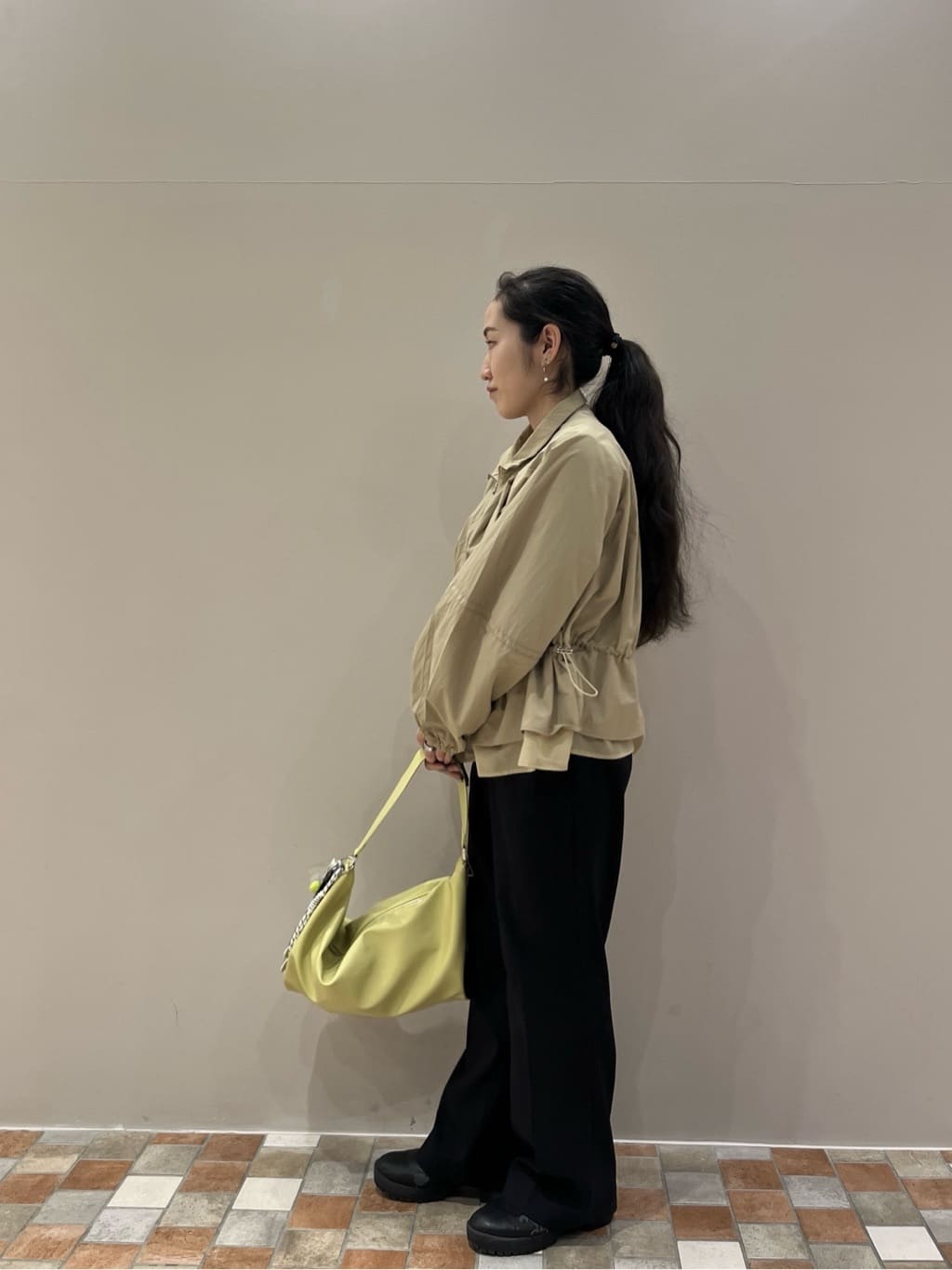 Uminoさんの「INDIVI｜ビスチェレイヤードニット」を使ったコーディネート